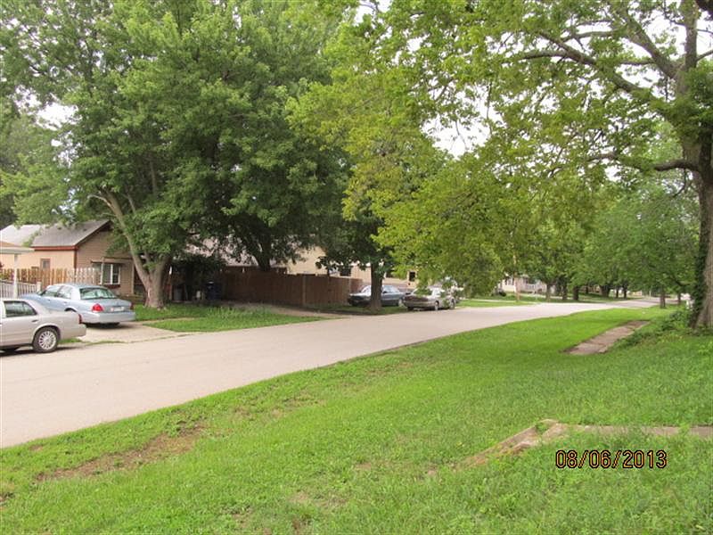 203 E Lucy St, Mc Louth, KS 66054 Zillow