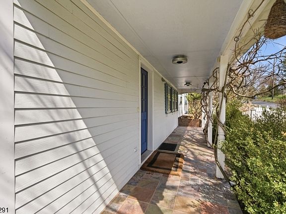 4th image of 15 Welisewitz Road
