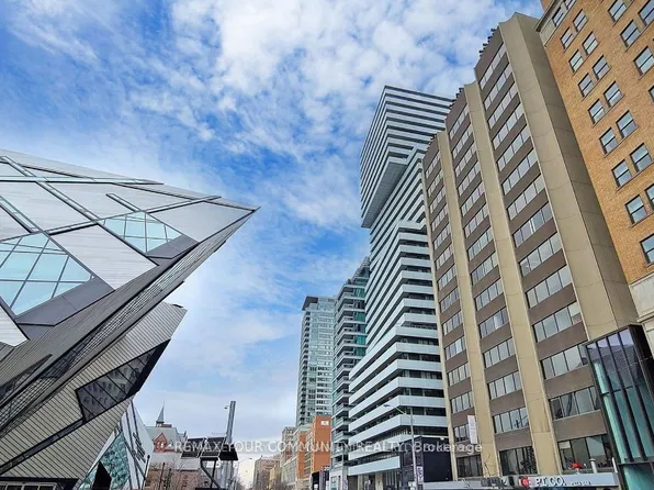200 Bloor St W, Toronto, ON