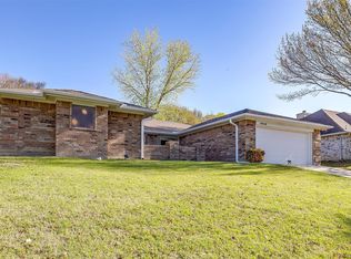 10048 Regent Row St, Fort Worth, TX 76126