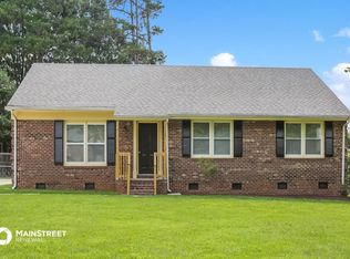 3320 Warwick Dr, Jamestown, NC 27282