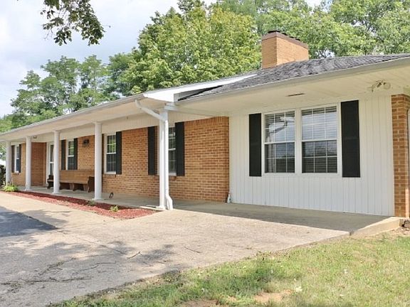 3rd image of 8446 Randolph Summer Shade Rd