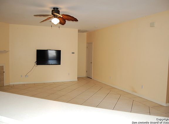 4th image of 2019 Canyon Vista Dr