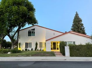4304 Park Fortuna, Calabasas, CA 91302