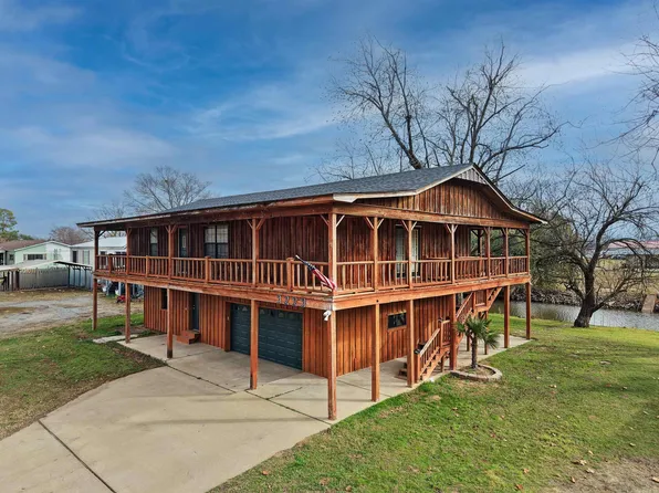 3223 Canal Dr, White Hall, AR 71602