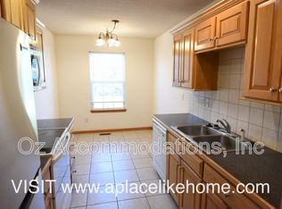 5202 Hardy Ct, Raytown, MO 64133
