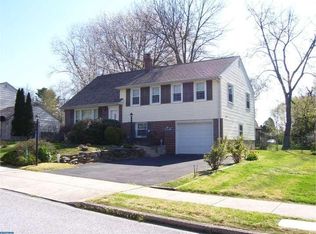 22 Cobblestone Ln, Aston, PA 19014