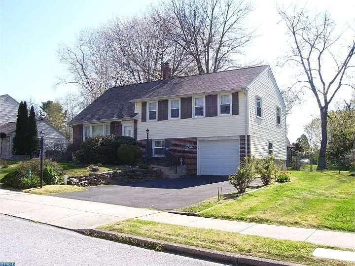 22 Cobblestone Ln photo 1