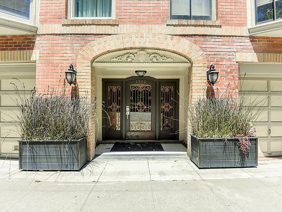 2nd image of 3500 Fulton St #1
