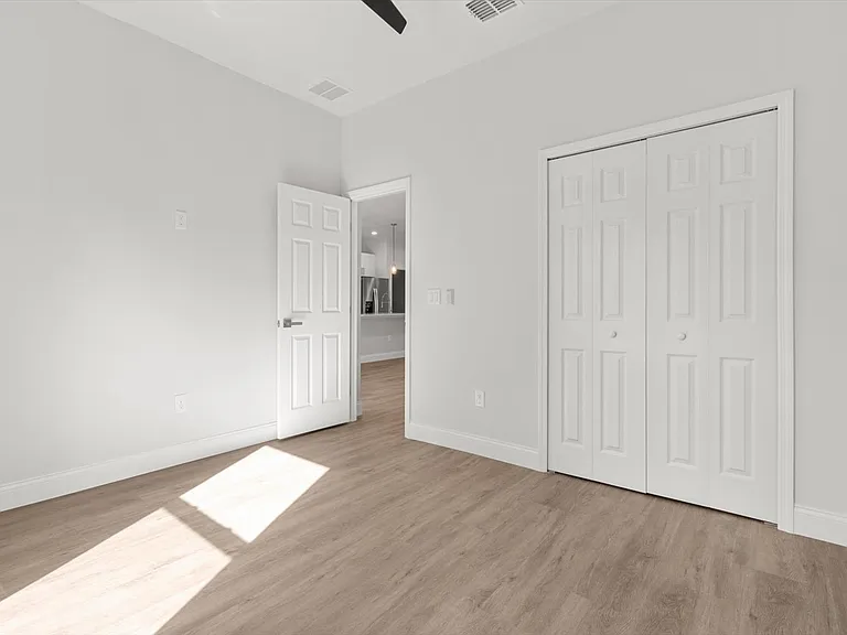 2021 W Alhambra Dr — Photo 17