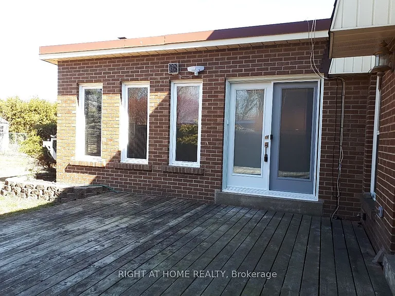 401 Mississauga Valley Blvd — Photo 19