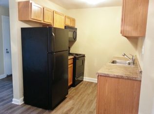 5633 Golf Ridge Dr APT F, Saint Louis, MO 63128