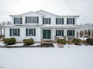 12245 Leffingwell Rd, Berlin Center, OH 44401