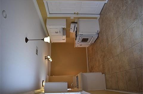5th image of 1204 Lawnmont Dr