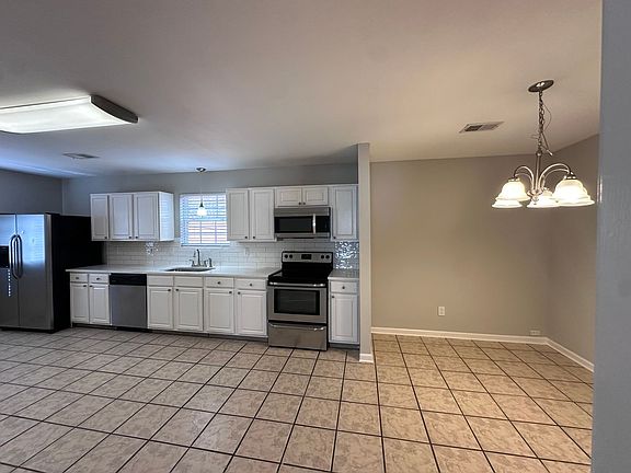3rd image of 878 Hospital Rd #38