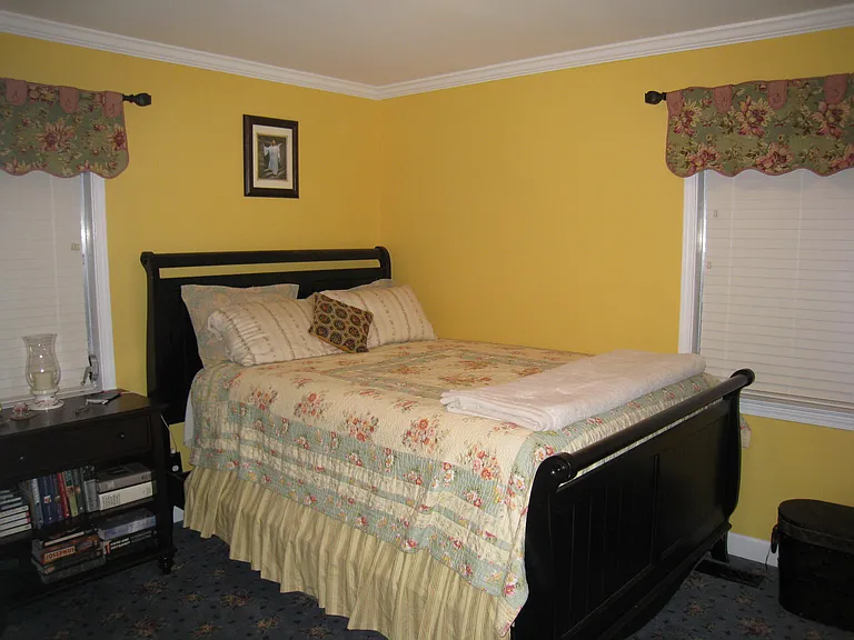 Mansfield Dr — Photo 10