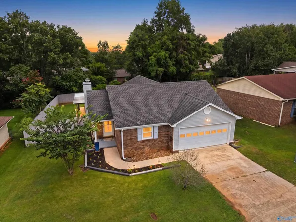 214 Barkwood Dr NE, Huntsville, AL 35811