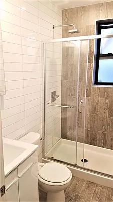 Rented by Bruma Realty LLC | media 9