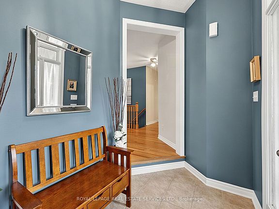 4th image of 17 Leeward Cir