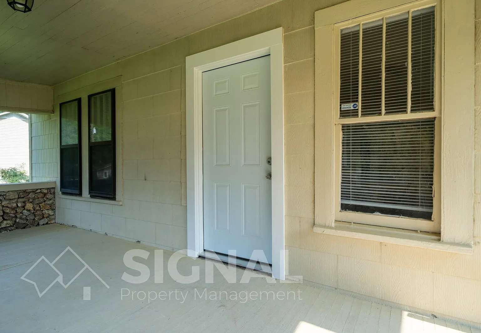 3 bed, 2.0 bath, 1166 sqft, $1,150 — Photo 4