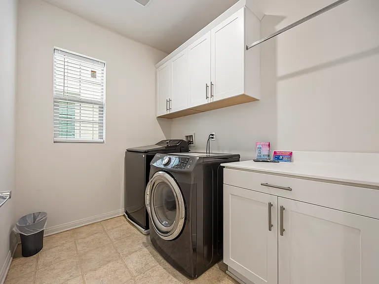3204 E Painted Crescent St — Photo 49