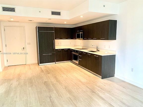 2nd image of 55 SW 9th St APT 1707