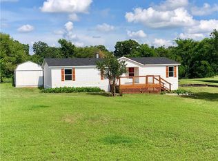 5908 Strawberry Ridge Ln, Joshua, TX 76058