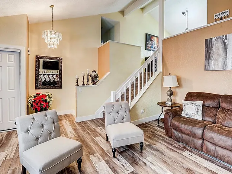 504 S Laredo Cir #1 — Photo 54