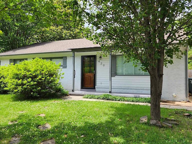 429 Mineral Rd — Photo 1