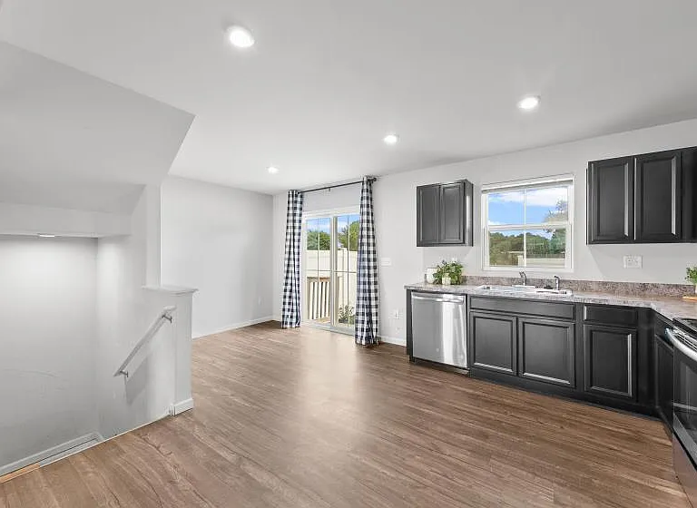 29048 Saint Thomas Blvd — Photo 9