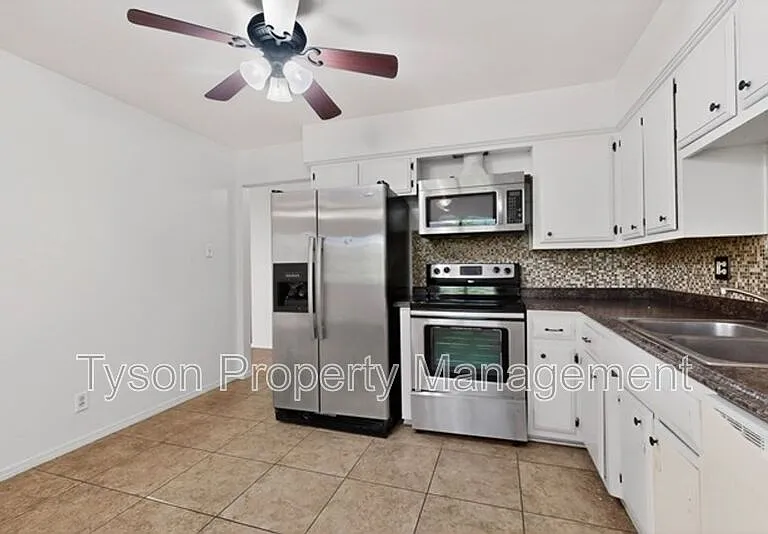 9509 Dona Marguerita Ave NE — Photo 9