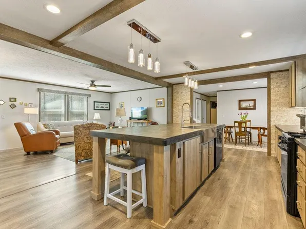 29977 Belgian Dr, Breezy Point, MN 56472