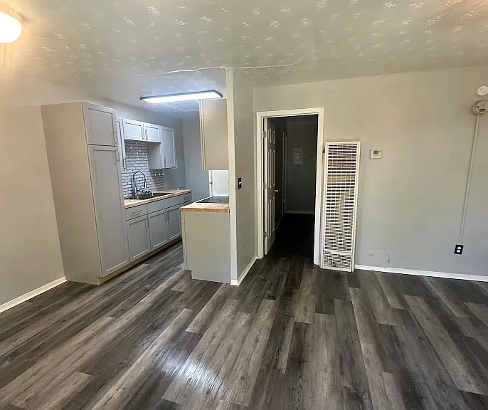 2414 Hancock Ave #2418 — Photo 12