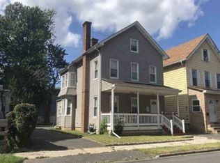 31 N Burnett St, East Orange, NJ 07017