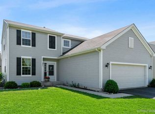 1766 Butterfield Rd, Woodstock, IL 60098