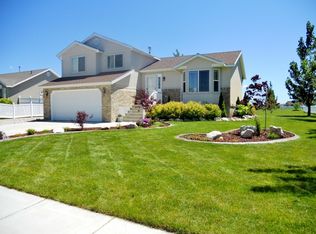 2777 W 3850 N, Farr West, UT 84404