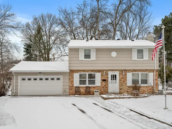 9446 12th Avenue Cir, Bloomington, MN 55425