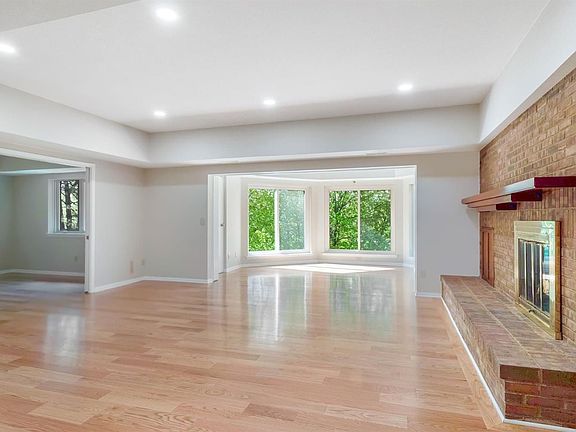 5th image of 2115 Nature Cove Ct APT 304