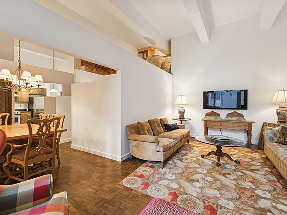 5th image of 529 W 42nd St APT 2K