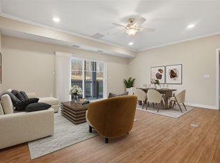 750 E Foster Rd Unit 118, Iowa City, IA 52245