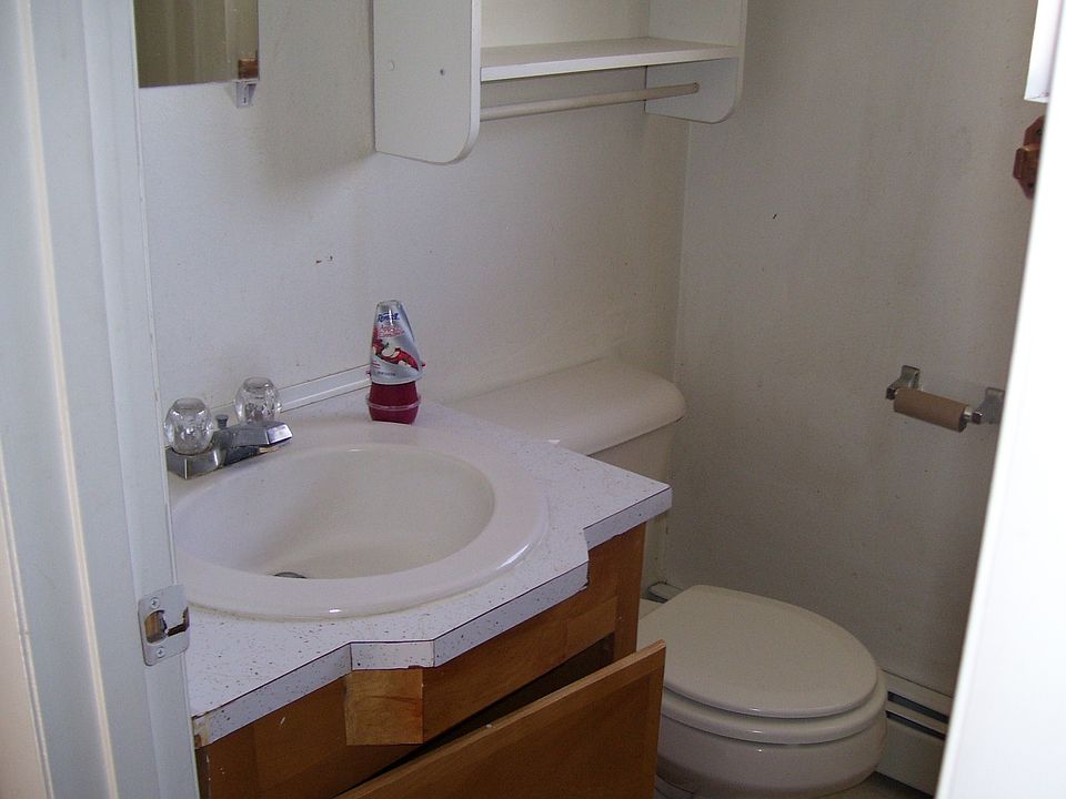 2nd image of 521 Murphy Dr