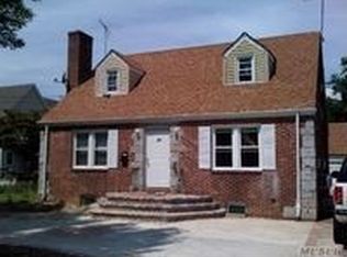 261 Lawson St, Hempstead, NY 11550
