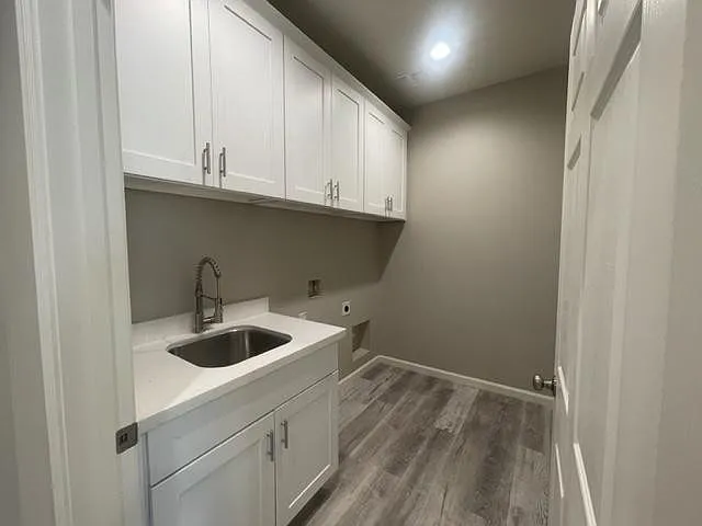 1335 E Pueblo Ave — Photo 4