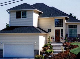 315 NW 2nd Pl, Renton, WA 98057