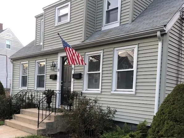 19 Pearl St #1, Quincy, MA 02169