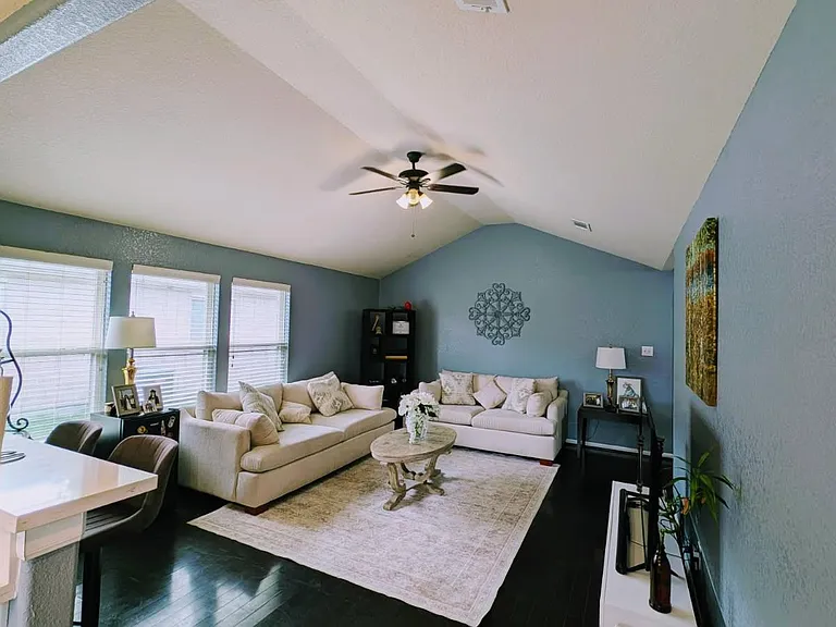 5714 Turner Oaks — Photo 1