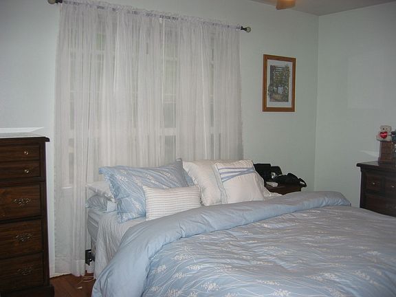 5th image of 10421 Seaton Dr