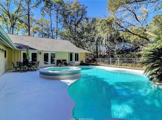 18 Suttlers Row, Hilton Head Island, SC 29928