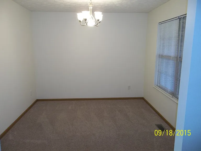 109 Brookside Dr — Photo 33