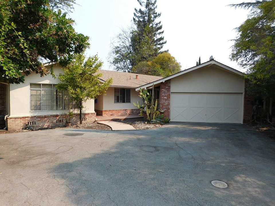 1st image of 3133 Flowers Ln